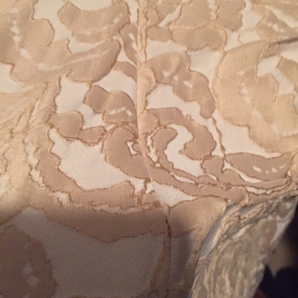 Profile Picture of Dottie Powers (@dots5g) on Poshmark