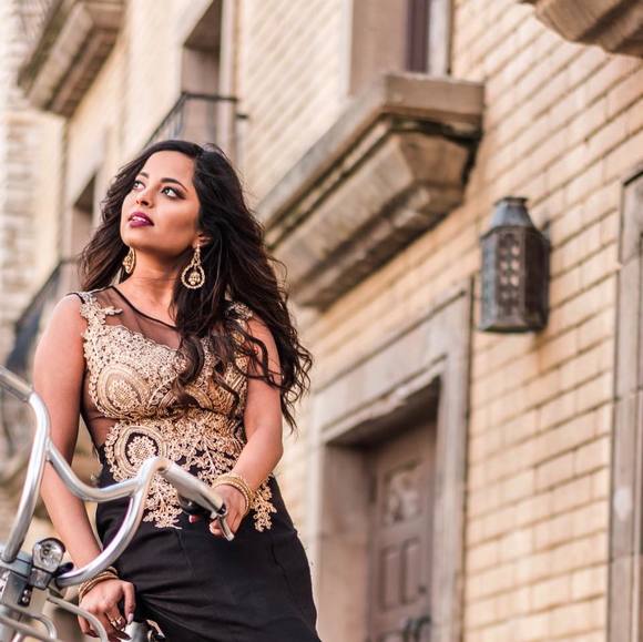 Profile Picture of Lincy Sam (@lincysam) on Poshmark