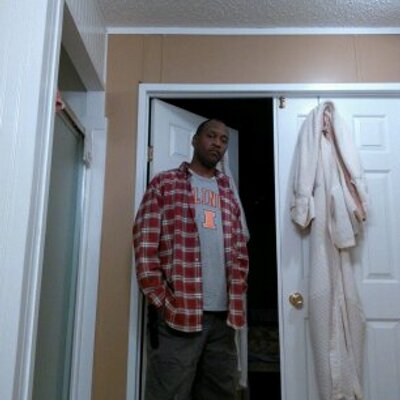 Profile Picture of Tony Eccles (@tdelifeagent) on Twitter