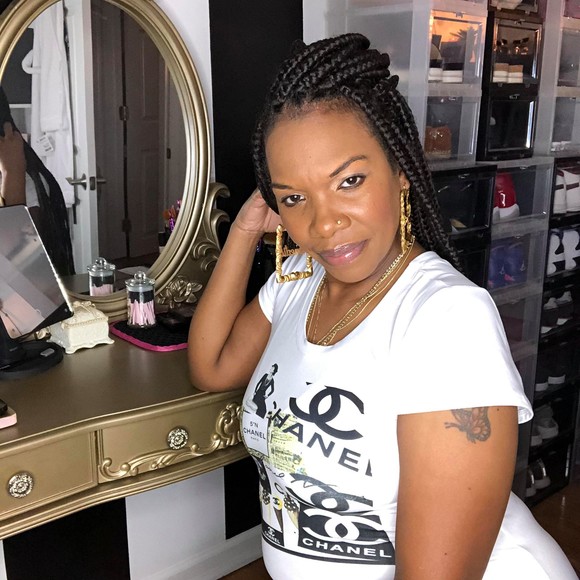 Profile Picture of Jamedia Gilliam-freeman (@jamedia) on Poshmark