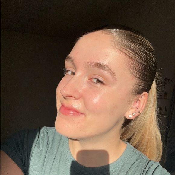 Profile Picture of Jenna Keeman (@jkeeman9) on Poshmark