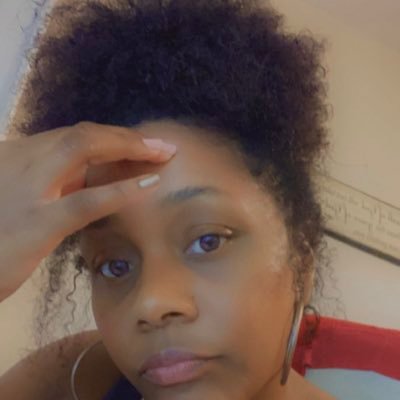 Profile Picture of Sharae N. Smith (@SharaeNSmith) on Twitter