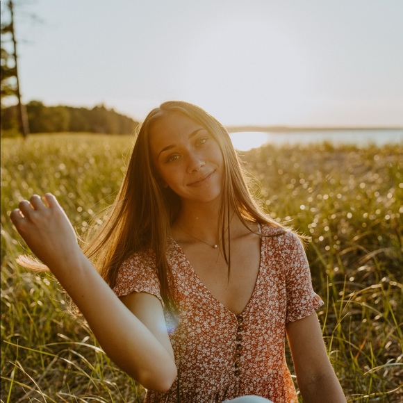 Profile Picture of Katie Mcmahon (@katiermcm) on Poshmark