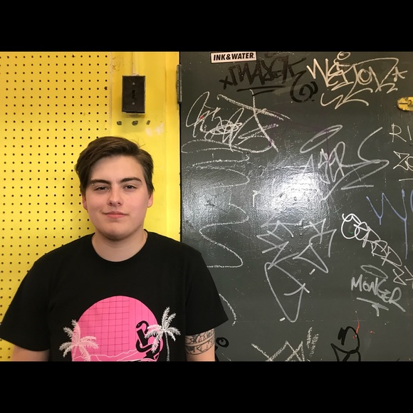 Profile Picture of Paul mitchell Verdon (@paulverdon) on Poshmark