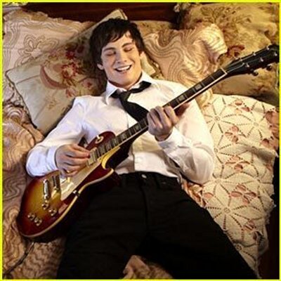 Logan Wade Lerman - Twitter Profile Picture of Logan Wade Lerman (@wade_lerman) on Twitter