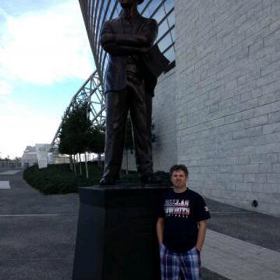 Profile Picture of David Provencher (@south49th) on Twitter