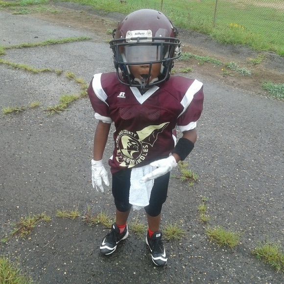 Profile Picture of Fonzo Laney (@fonzolaney) on Poshmark