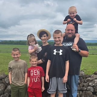 Profile Picture of Heather Roberts (@_heather_roberts_) on Instagram