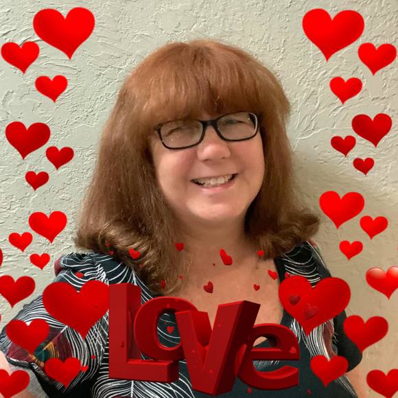 Profile Picture of Tammy Engler (@tammy726) on Poshmark