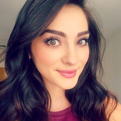 Profile Picture of Alexa Mackenzie (@AlexaMackenzi17) on Twitter