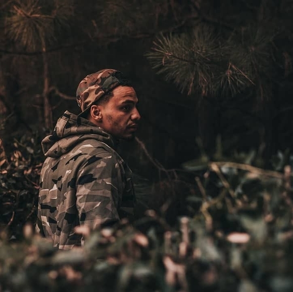 Profile Picture of Michael Hansen (@brandon123h) on Poshmark