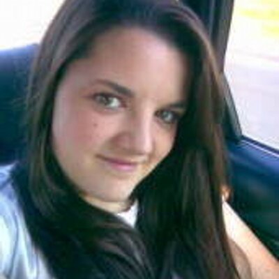 Profile Picture of Cassandra England (@addicted07) on Twitter