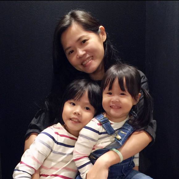 Profile Picture of Queenie Huang (@chingth) on Poshmark