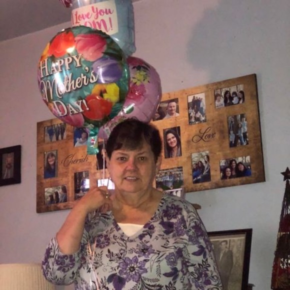 Profile Picture of Pauline Wolfe leach (@pleach54) on Poshmark