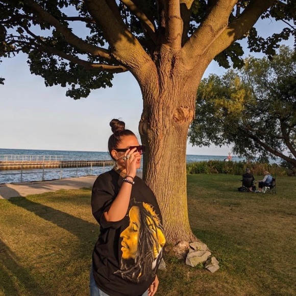 Profile Picture of Satya Posadas (@satyaspiritual) on Poshmark