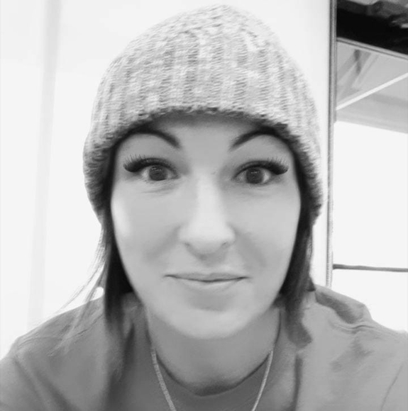 Profile Picture of Mo Stroup (@mo_stroup) on Poshmark
