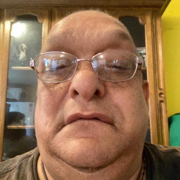Profile Picture of Jimmy Ward (@jimmyward300) on Poshmark