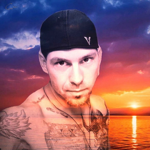 Profile Picture of Nicholas Krejci (@nicholaskrejci) on Poshmark