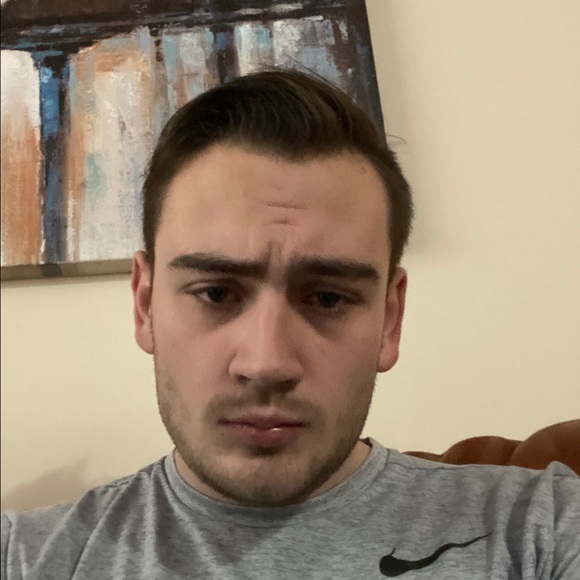 Profile Picture of Brandon Hodge (@brandonhodge08) on Poshmark