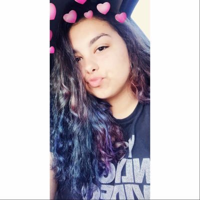 Profile Picture of Sierra Nichole (@SierraShannon15) on Twitter