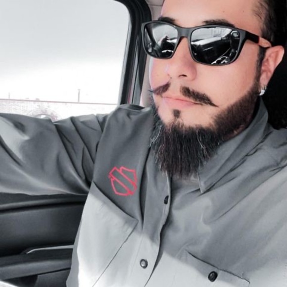 Profile Picture of Ben Romero (@thepoet915) on Poshmark