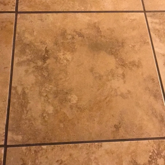 Shay Bowdry - Poshmark Profile Picture of Shay Bowdry (@cwat98) on Poshmark