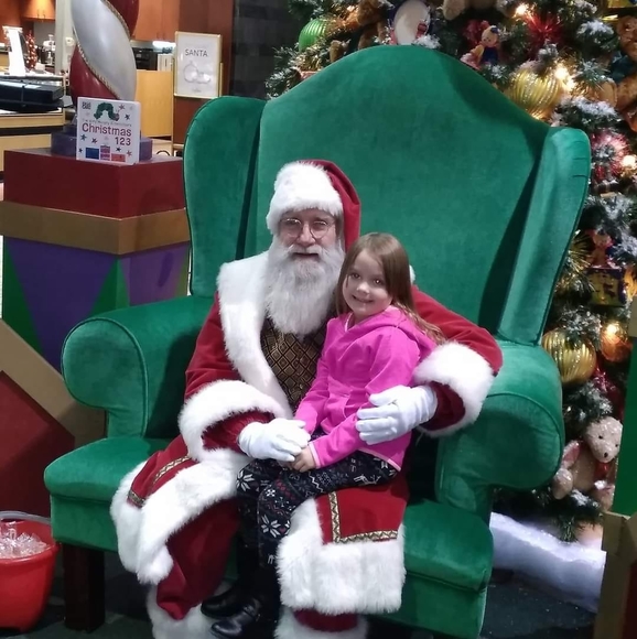 Profile Picture of Bret Winks (@winksb) on Poshmark