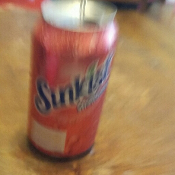 April Aikins - Poshmark Profile Picture of April Aikins (@aaikins) on Poshmark