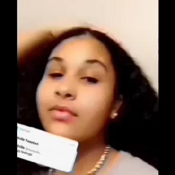 Profile Picture of Cristyon Passenheim (@cpassenheim6) on Poshmark