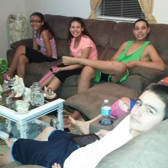 Profile Picture of Jannette Laboy (@jannette_laboy) on Poshmark