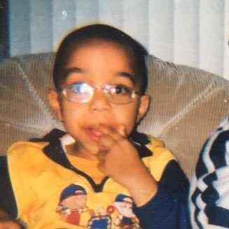 Profile Picture of Robert Vernon (@Scrpio98) on Twitter