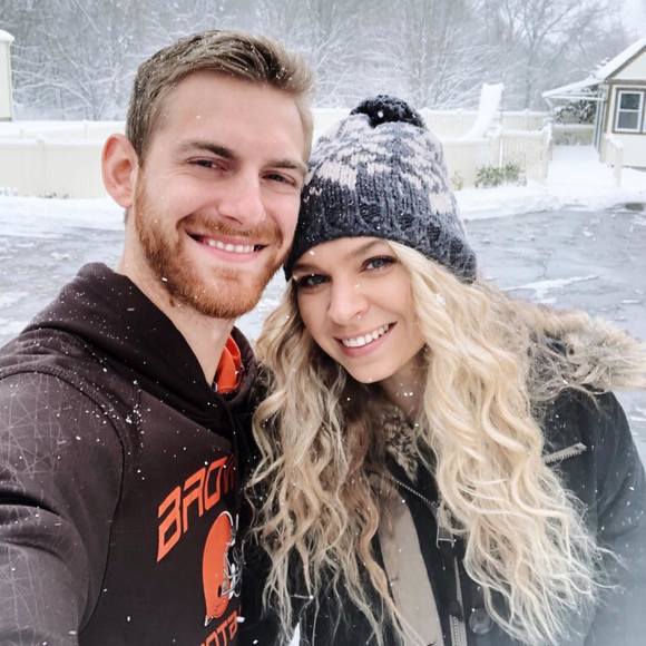 Profile Picture of Jessica Mowchan (@jessicakae) on Poshmark