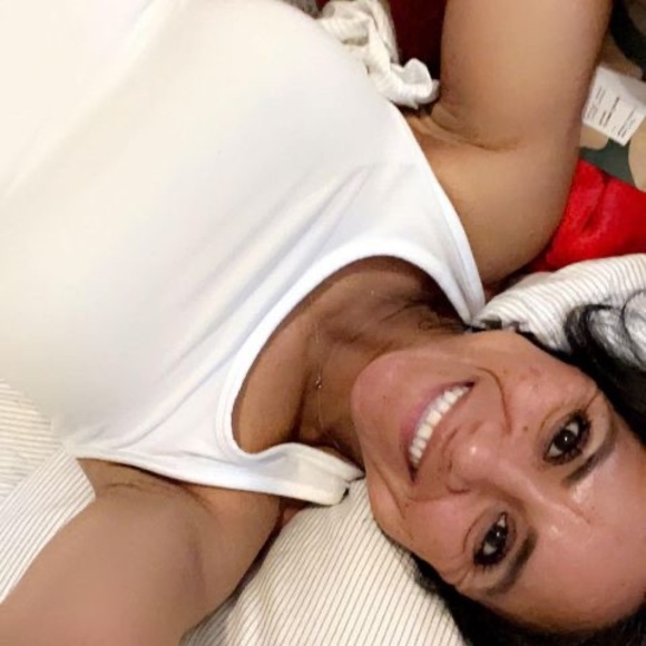 Profile Picture of Julia Soriano (@juliasoriano907) on Poshmark