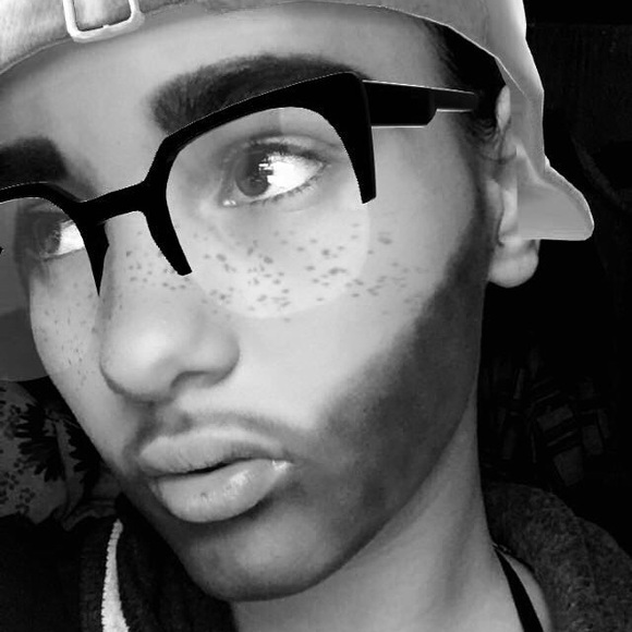 Profile Picture of Jill Horting (@jaythegay11) on Poshmark