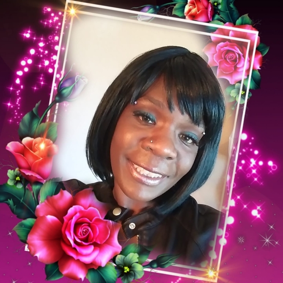 Profile Picture of Nikita Heroshema (@aandjmomma1) on Poshmark