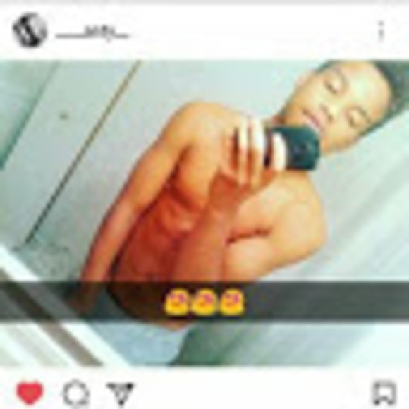 Profile Picture of Deantwon Glenn (@dglenn365) on Poshmark