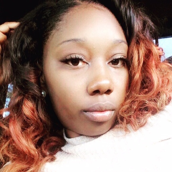 Zee Battiste - Poshmark Profile Picture of Zee Battiste (@zee188) on Poshmark