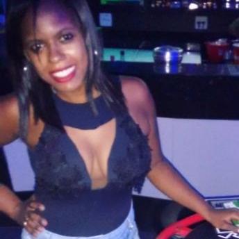 Profile Picture of Mayara Silva :) (@MayaraLarry) on Twitter