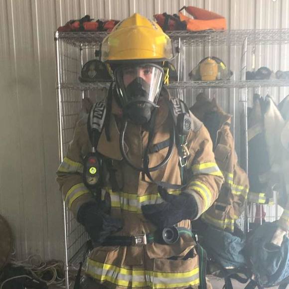 Profile Picture of Garret Roberts (@garretroberts) on Poshmark