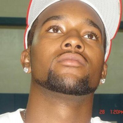 Profile Picture of Jarell Houston (@TheReal_JBoog) on Twitter