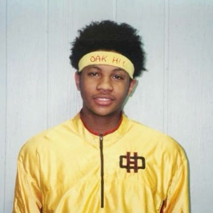 Profile Picture of chucks (@michu_jr188) on Tiktok