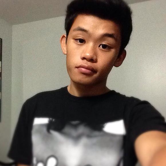 Profile Picture of Patrick Mose (@patrickmose) on Poshmark