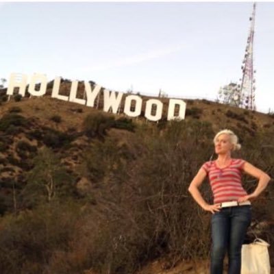 Profile Picture of Shelly Martin (@singsongy) on Twitter