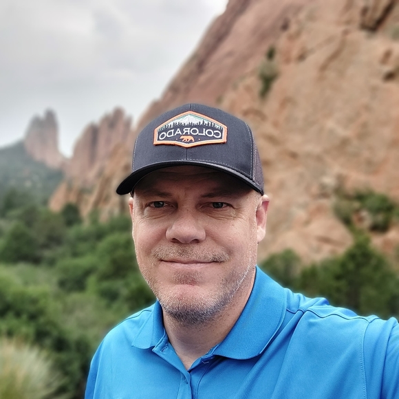 Profile Picture of Paul Burns (@qcityflips) on Poshmark