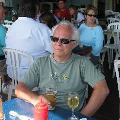 Profile Picture of Savard (@BobDravas) on Twitter