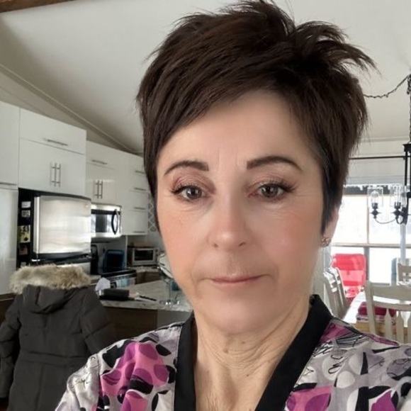 Profile Picture of Gitane Grimard (@gitane1968) on Poshmark