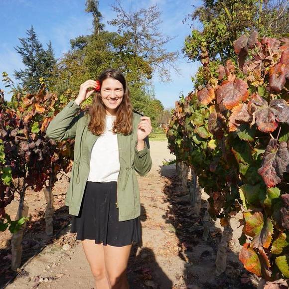 Profile Picture of Tori Finamore (@torifinamore) on Poshmark