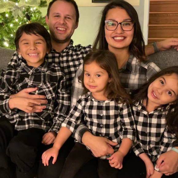 Profile Picture of Monica Luisa (@bubblesisme2) on Poshmark