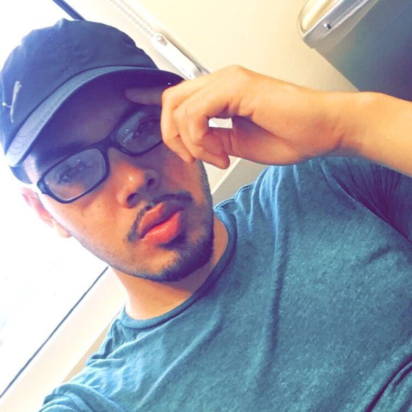 Profile Picture of Michael Cornejo (@mcornejo91) on Poshmark