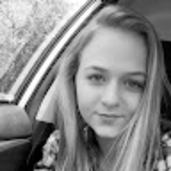 Profile Picture of Keisha Higgins (@khigg49) on Poshmark